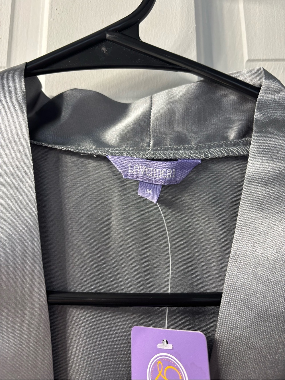 Silky Robe - Picture 4 of 4